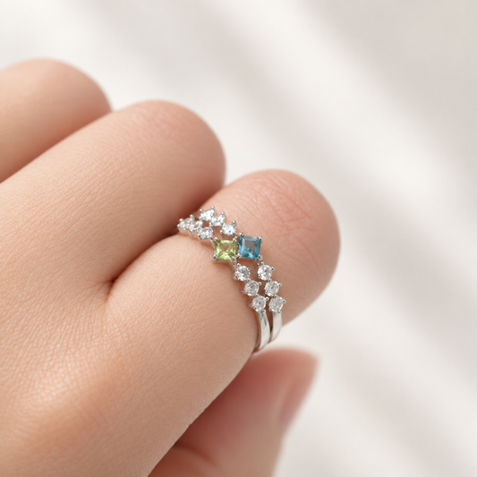 Blue Focus × Green Ease · Peridot & London Blue Topaz Stacking Ring Set