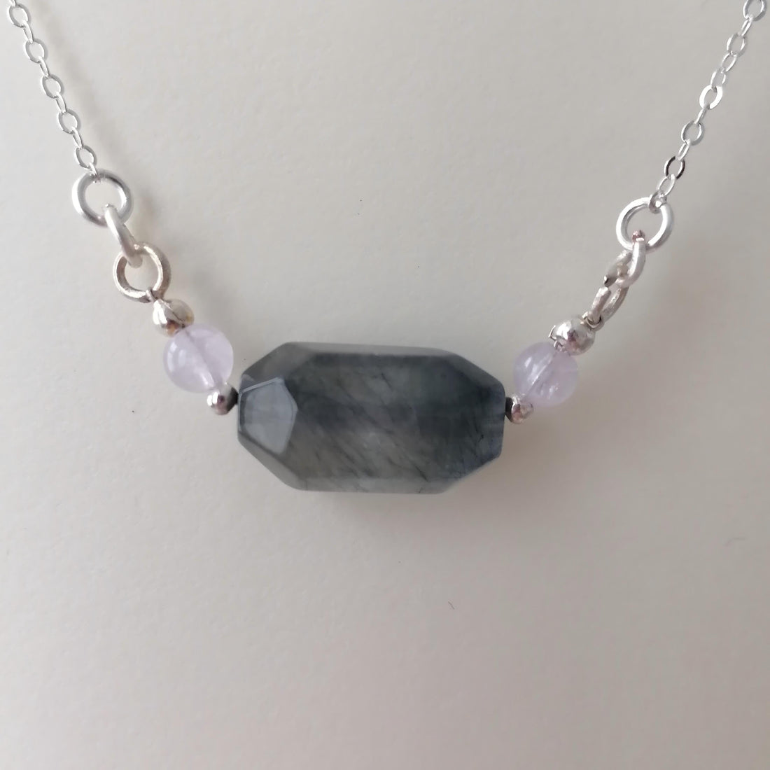 Rabbit Hair Quartz: Meaning, Properties, and Jewelry