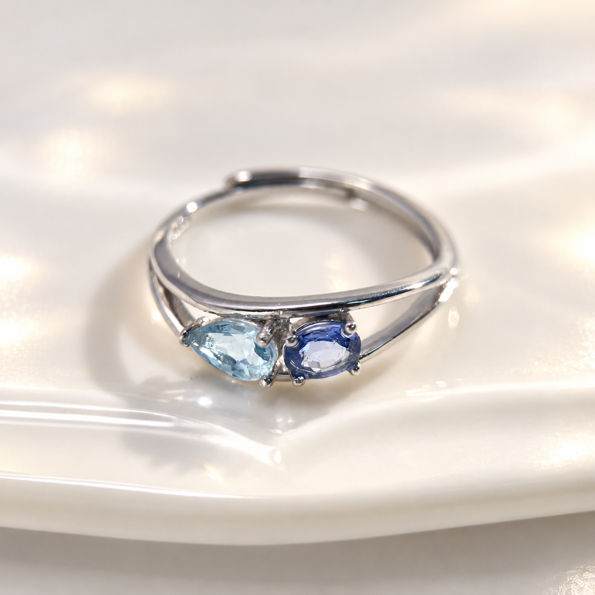 Azure Accord · Aquamarine & Sapphire Ring