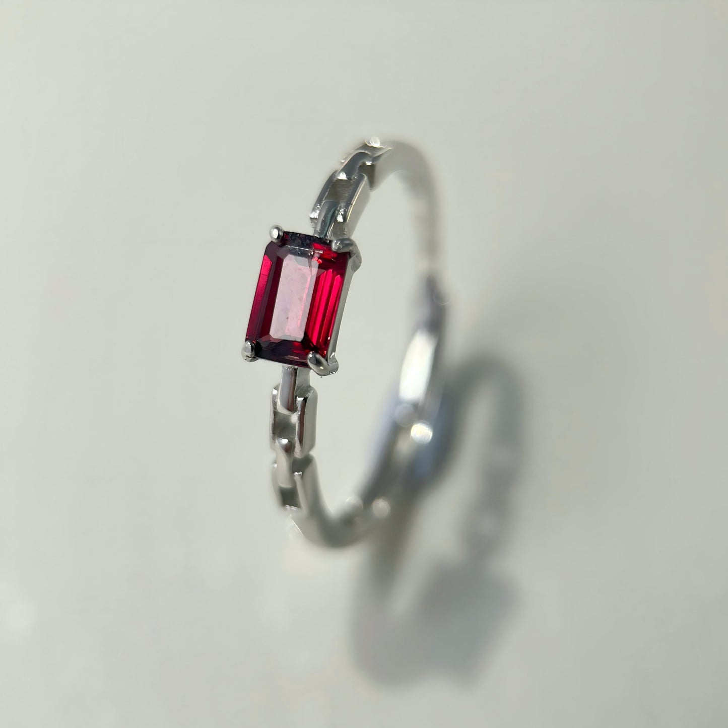 Mulberry Line · Rhodolite Garnet Ring
