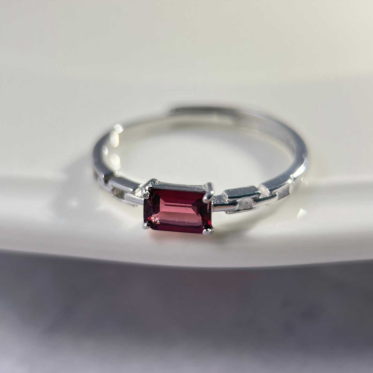 Mulberry Line · Rhodolite Garnet Ring