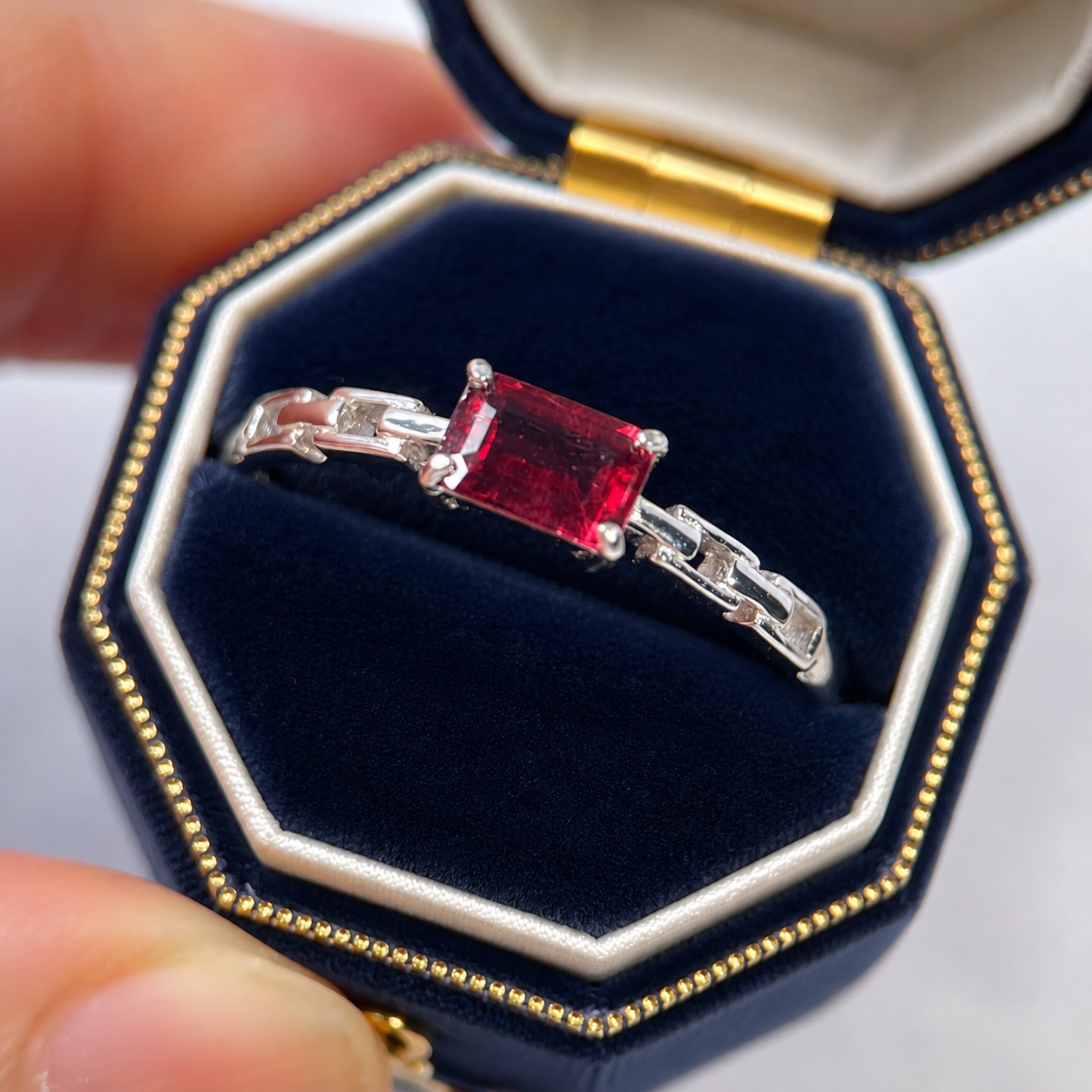 Mulberry Line · Rhodolite Garnet Ring