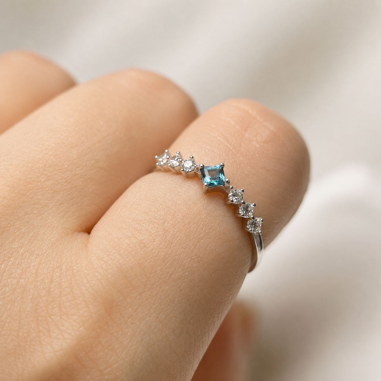 Blue Focus / Green Ease · Peridot & London Blue Topaz Stacking Ring