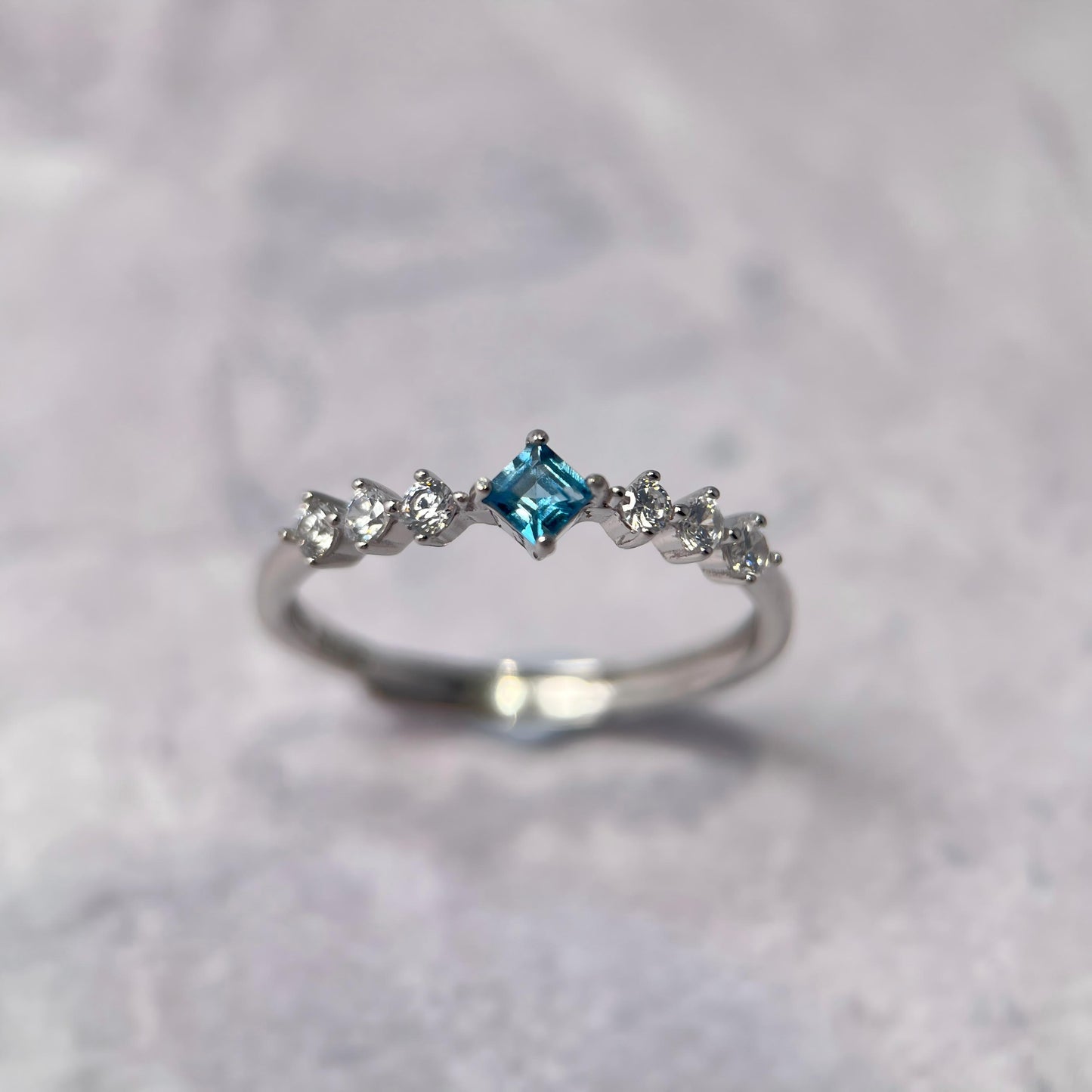 Blue Focus / Green Ease · Peridot & London Blue Topaz Stacking Ring