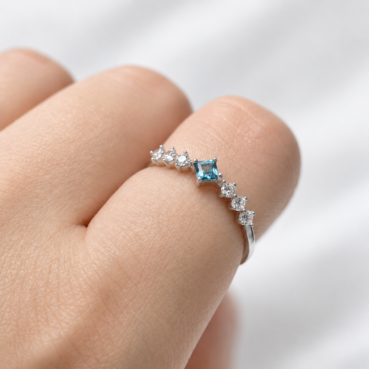 Blue Focus × Green Ease · Peridot & London Blue Topaz Stacking Ring Set