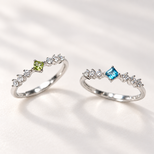 Blue Focus × Green Ease · Peridot & London Blue Topaz Stacking Ring Set