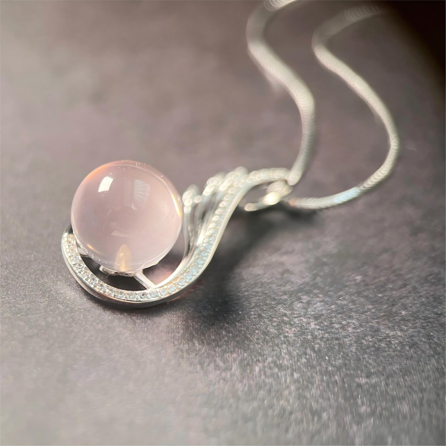 Rose Stillness · Rose Quartz Pendant