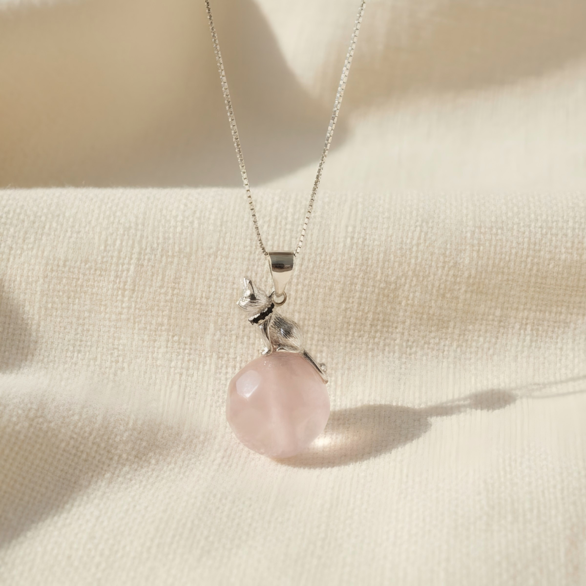Rose Quartz pendant necklace detail 2