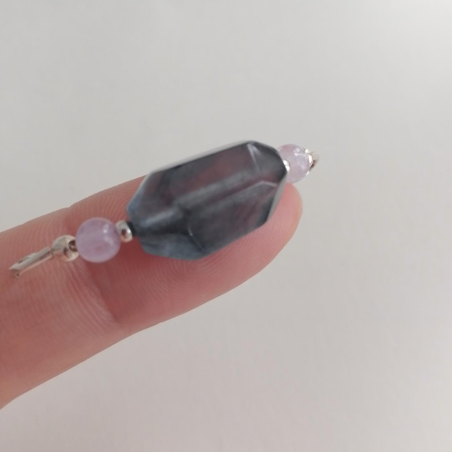 rabbit hair quartz natural stone pendant detail3