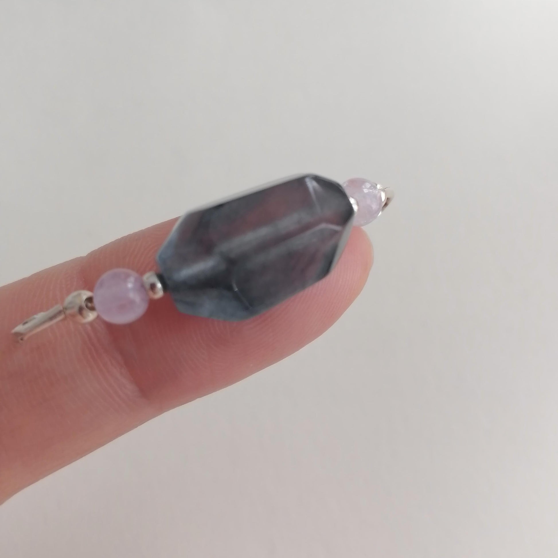 rabbit hair quartz natural stone pendant detail3