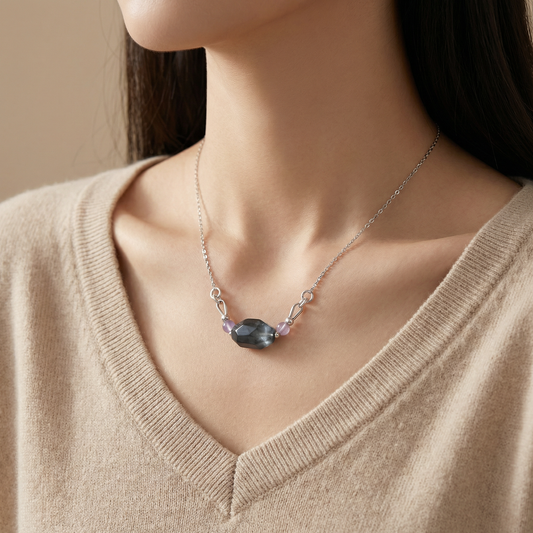 rabbit hair quartz necklace worn on neck2